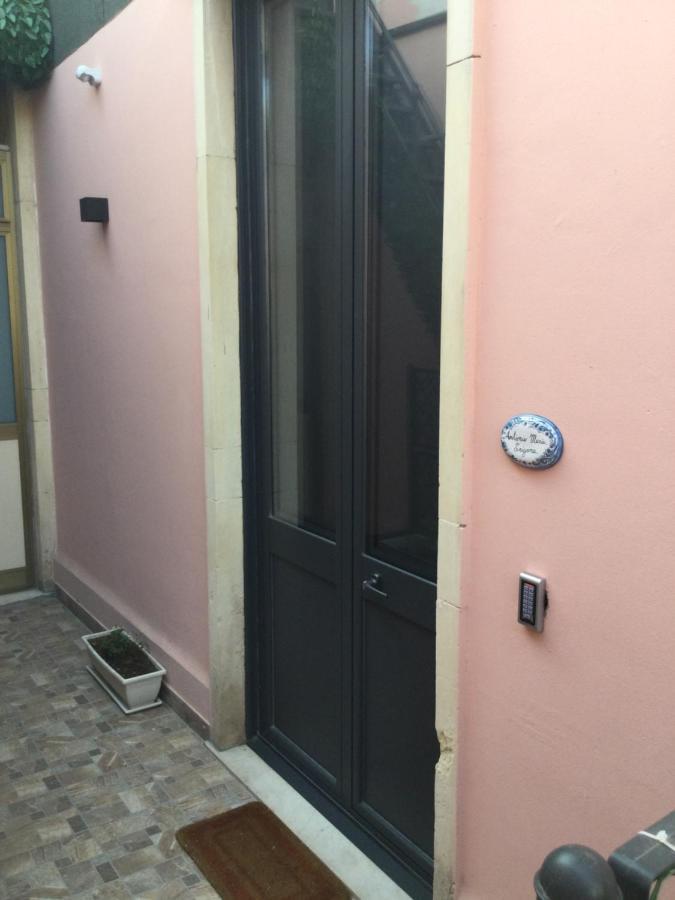 B&B Affittacamere Trigona Misterbianco Exterior photo