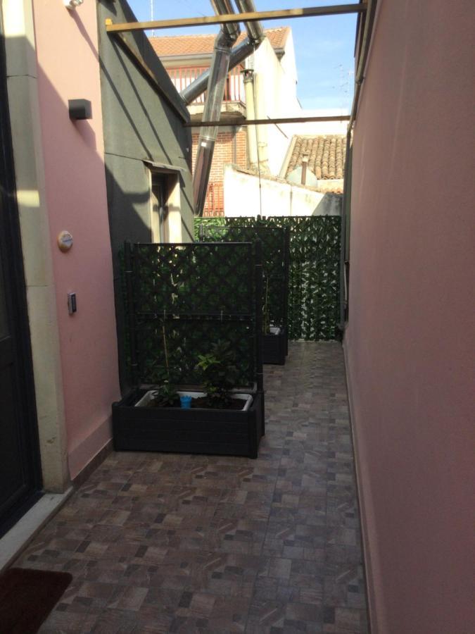 B&B Affittacamere Trigona Misterbianco Exterior photo